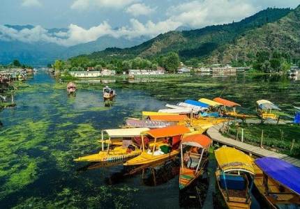 Spiritual & Scenic Kashmir Tour – Vaishno Devi to Patnitop